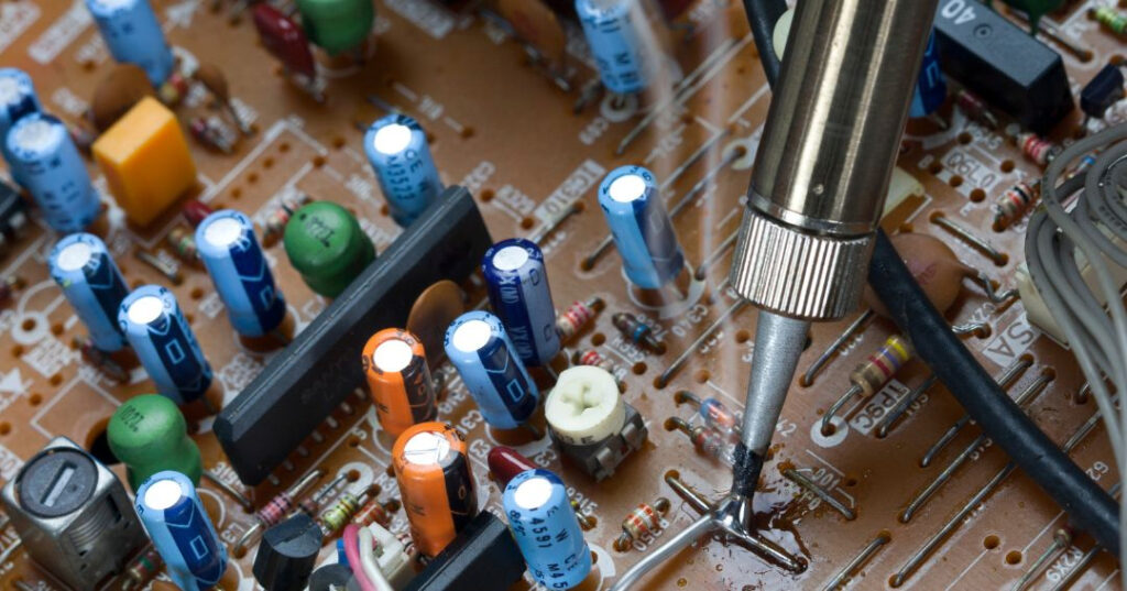 Conserto de Purificador de Água em Indaiatuba | Assistência Perto de Mim placa eletronica com falhas ou sem funcionamento