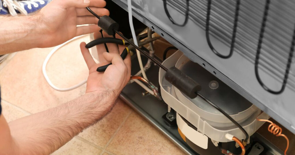 Conserto de Cervejeira em Indaiatuba | Assistência Perto de Mim vazamento de agua na cervejeira